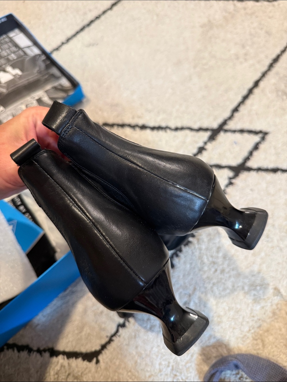 John Fluevog danke weaver Black Leather Chukka Boots 9.5 - Picture 4 of 4